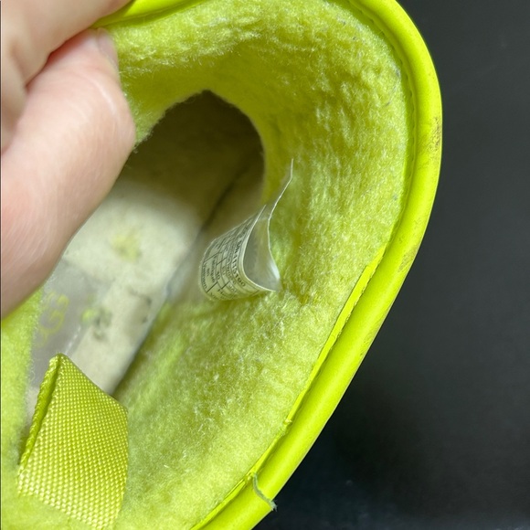 UGG Women's Neon Yellow Ankle Boots - Picture 4 of 9